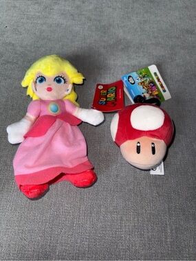 Nintendo Princess Peach Plush with Red Mushroom Toad Super Mario Plush